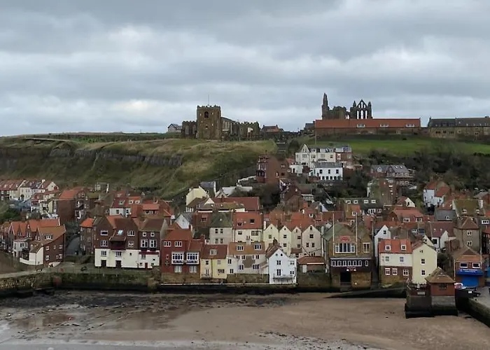 Semesterbostad Demeter Whitby