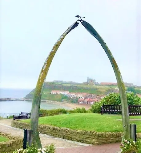 Semesterbostad Demeter Whitby